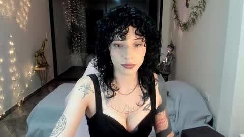 Michelle Ramirez online show from November 2025 07:19:01 AM