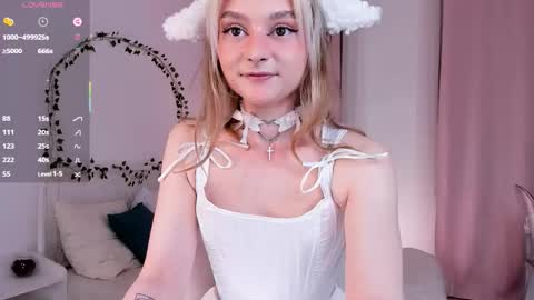 Michelle online show from September 2025 10:25:02 PM