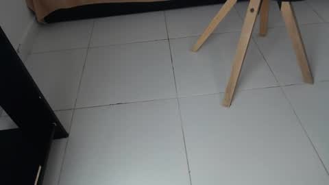 Michelle online show from October 2025 01:32:02 PM