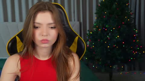 Snapshot of michelleinlove4u chatting on December 2024 12:12:02 PM Michelle online show from December 2024 12:12:02 PM