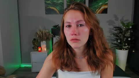 Snapshot of michelleortis chatting on December 2024 06:10:01 PM MichelleOrtis online show from December 2024 06:10:01 PM