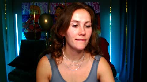 Snapshot of michelleortis chatting on December 2024 08:04:02 PM MichelleOrtis online show from December 2024 08:04:02 PM