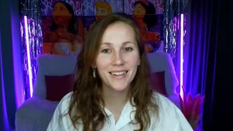 Snapshot of michelleortis chatting on February 2025 05:40:01 PM MichelleOrtis online show from February 2025 05:40:01 PM