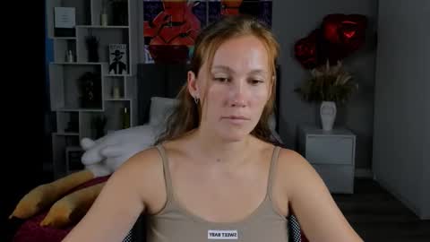 Snapshot of michelleortis chatting on September 2025 01:33:01 PM MichelleOrtis online show from September 2025 01:33:01 PM