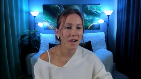 Snapshot of michelleortis chatting on September 2025 10:30:01 AM MichelleOrtis online show from September 2025 10:30:01 AM