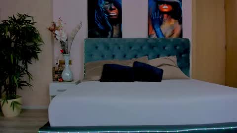 Snapshot of michellereys chatting on September 2025 07:13:01 PM michellereys online show from September 2025 07:13:01 PM