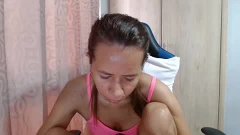 Snapshot of miculohot chatting on January 2025 11:28:01 AM vanesa sexy online show from January 2025 11:28:01 AM