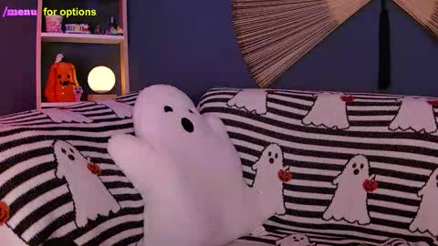 Snapshot of midnight__muse chatting on October 2025 03:48:01 AM Rain online show from October 2025 03:48:01 AM