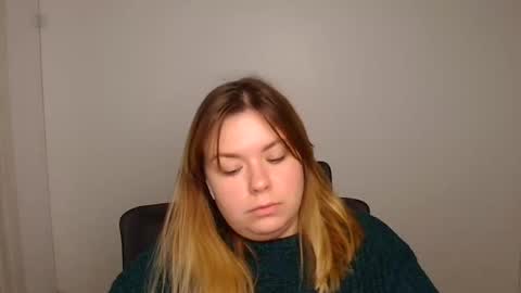 Snapshot of midnightmariana chatting on October 2025 05:30:01 AM Mariana online show from October 2025 05:30:01 AM