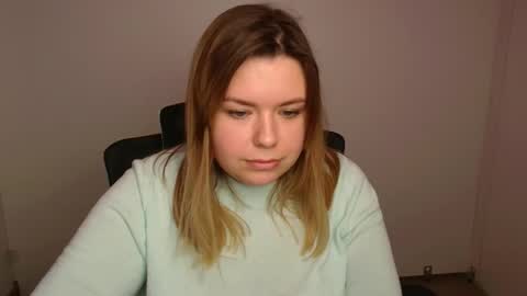 Snapshot of midnightmariana chatting on October 2025 11:29:01 AM Mariana online show from October 2025 11:29:01 AM