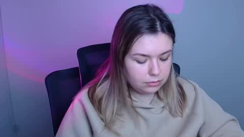 Snapshot of midnightmariana chatting on October 2025 12:17:02 PM Mariana online show from October 2025 12:17:02 PM