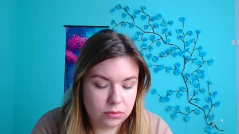 Snapshot of midnightmariana chatting on November 2025 12:23:02 PM Mariana online show from November 2025 12:23:02 PM