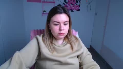 Snapshot of midnightmariana chatting on November 2025 06:35:02 AM Mariana online show from November 2025 06:35:02 AM