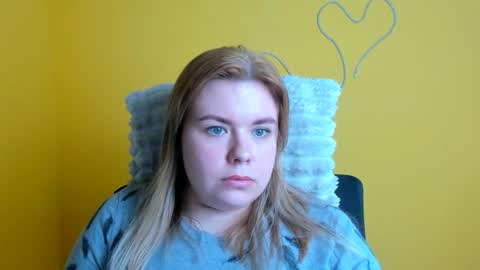 Snapshot of midnightmariana chatting on December 2025 12:58:01 PM Mariana online show from December 2025 12:58:01 PM