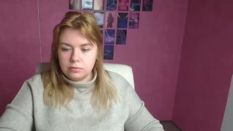 Snapshot of midnightmariana chatting on December 2025 06:19:02 AM Mariana online show from December 2025 06:19:02 AM