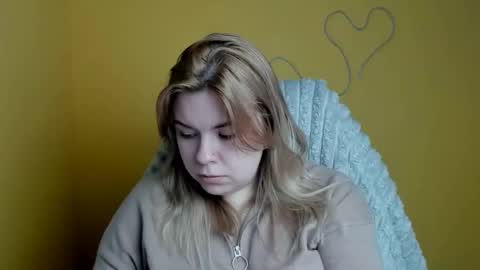 Snapshot of midnightmariana chatting on December 2025 06:28:01 AM Mariana online show from December 2025 06:28:01 AM