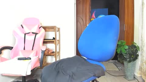 lydia follow me on ig at shortgirl 406 online show from December 2025 09:26:01 AM