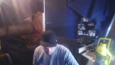 midtownhustler online show from October 2025 12:02:02 PM