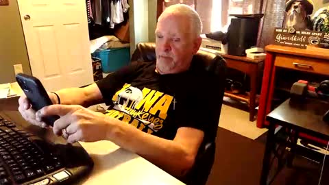 Snapshot of midwestdad09 chatting on November 2025 07:58:01 PM midwestdad09 online show from November 2025 07:58:01 PM