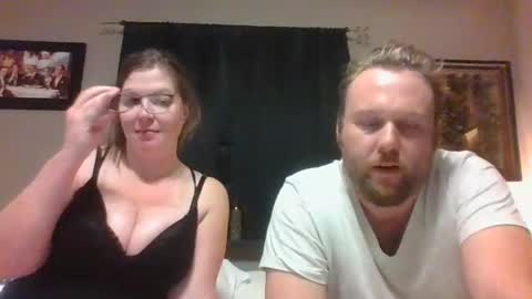 midwestlovers1990 online show from November 2025 06:04:02 AM