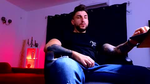 Snapshot of mightyaaron chatting on September 2025 02:49:02 AM MightyAaron online show from September 2025 02:49:02 AM