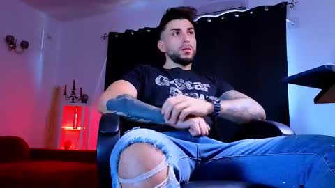 Snapshot of mightyaaron chatting on October 2025 06:01:02 AM MightyAaron online show from October 2025 06:01:02 AM