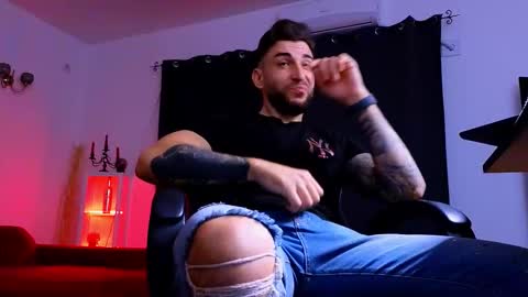 Snapshot of mightyaaron chatting on November 2025 03:40:02 AM MightyAaron online show from November 2025 03:40:02 AM