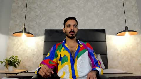 miguelsanfrancisco online show from October 2025 12:01:02 PM