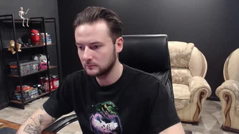 Misha Winchester online show from November 2025 08:04:01 AM