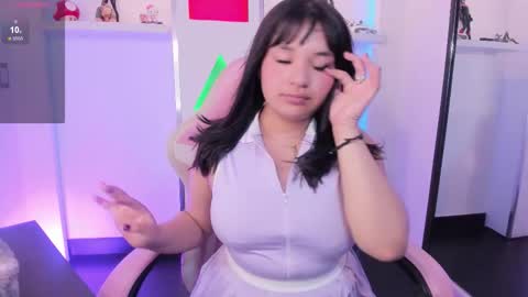 Snapshot of miia_aurora chatting on November 2025 04:22:01 AM MIA online show from November 2025 04:22:01 AM