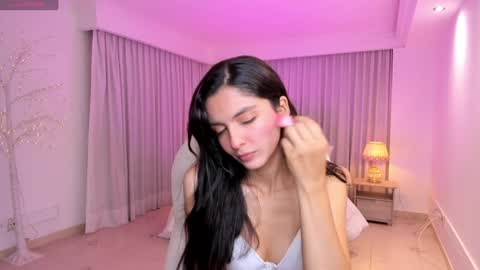 Snapshot of miiaa_evans chatting on January 2025 03:20:01 AM Mia online show from January 2025 03:20:01 AM