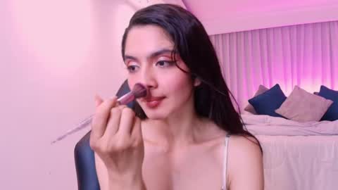 Snapshot of miiaa_evans chatting on February 2025 07:17:01 AM Mia online show from February 2025 07:17:01 AM