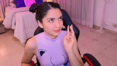 Snapshot of miiaa_evans chatting on February 2025 03:56:02 AM Mia online show from February 2025 03:56:02 AM