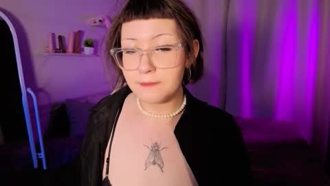 Milly online show from October 2025 02:34:01 PM