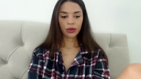 Snapshot of mika_gold7 chatting on October 2025 09:29:01 AM Mika online show from October 2025 09:29:01 AM