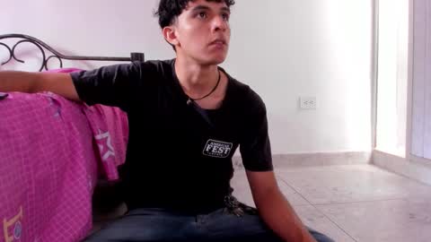 Snapshot of mikael_stor chatting on October 2025 12:15:01 PM mikael_stor online show from October 2025 12:15:01 PM