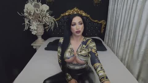 Snapshot of mikaelajensen chatting on October 2025 03:20:02 AM Mikaela online show from October 2025 03:20:02 AM