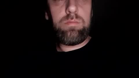 Snapshot of mikavfr chatting on September 2025 03:33:02 AM Mika online show from September 2025 03:33:02 AM