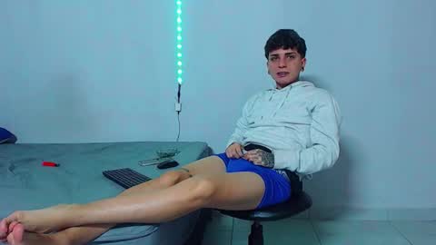 Snapshot of mike777jr chatting on October 2025 04:46:01 PM Mike IMDEPENDIENT MODEL online show from October 2025 04:46:01 PM