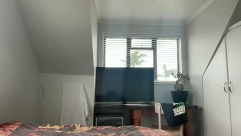 Snapshot of mike_sunn chatting on October 2025 03:05:02 AM Mike online show from October 2025 03:05:02 AM