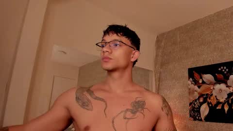 Mike online show from October 2025 03:49:01 AM