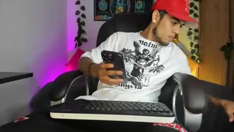 mikee_scooth online show from December 2024 03:52:02 AM