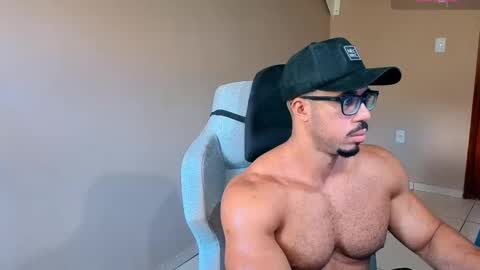 mikehotk online show from October 2025 01:10:02 PM