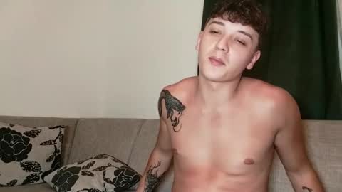 MikeLaur online show from September 2025 06:19:02 PM