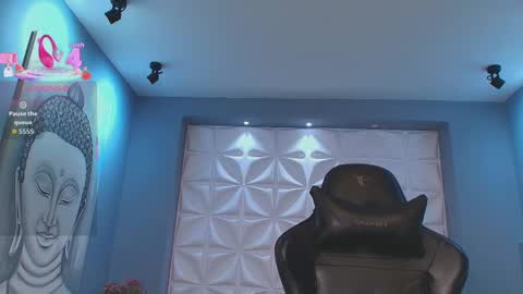 Snapshot of mikepark_ chatting on September 2025 11:11:02 AM MIKE PARK online show from September 2025 11:11:02 AM