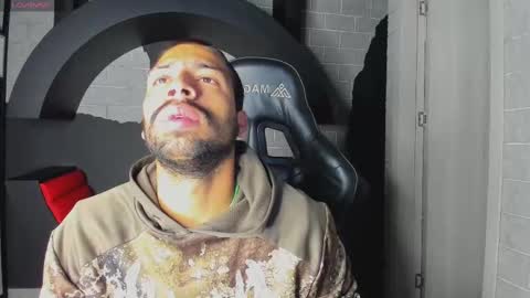 Snapshot of mikepark_ chatting on September 2025 11:12:02 AM MIKE PARK online show from September 2025 11:12:02 AM