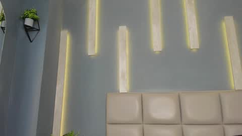 Snapshot of mikepark_ chatting on October 2025 10:55:01 AM MIKE PARK online show from October 2025 10:55:01 AM