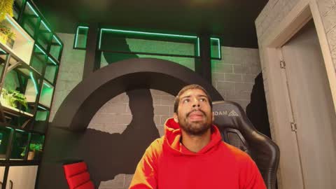 Snapshot of mikepark_ chatting on November 2025 10:59:02 AM MIKE PARK online show from November 2025 10:59:02 AM