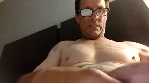 mikeyb1904128131 online show from September 2025 02:03:02 AM