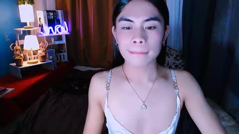 Snapshot of mikhayla_and_zeus_room chatting on January 2025 12:55:01 PM Mikhayla and Zeus online show from January 2025 12:55:01 PM